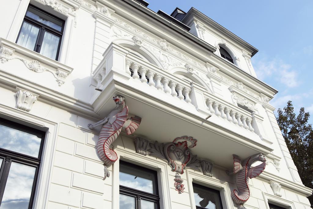 Boutique Hotel Villa Am Ruhrufer Golf & Spa Mülheim an der Ruhr Buitenkant foto